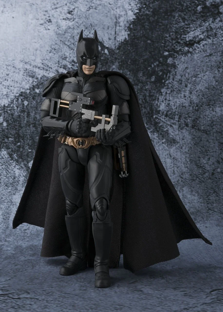 SH Figuarts Batman The Dark Knight - Image 3