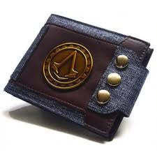 Cartera Assassins Creed Mezclilla Broches