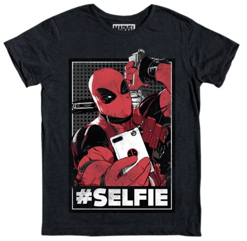 Hombre Deadpool Selfie